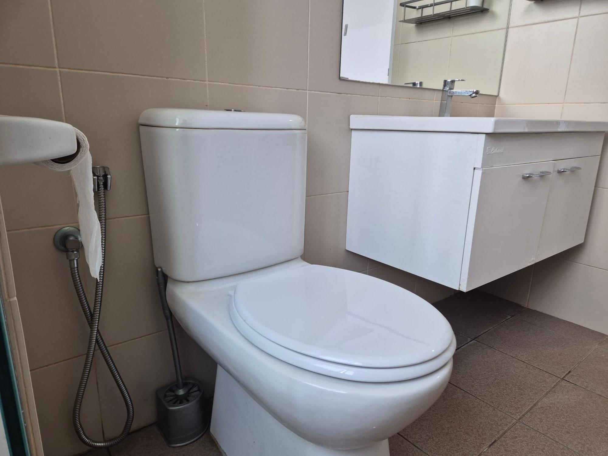 Apartment 9pax 2r2b Family Suite, I-city, I-suite, Hyde, Beside Theme Park, Wifi 50-55