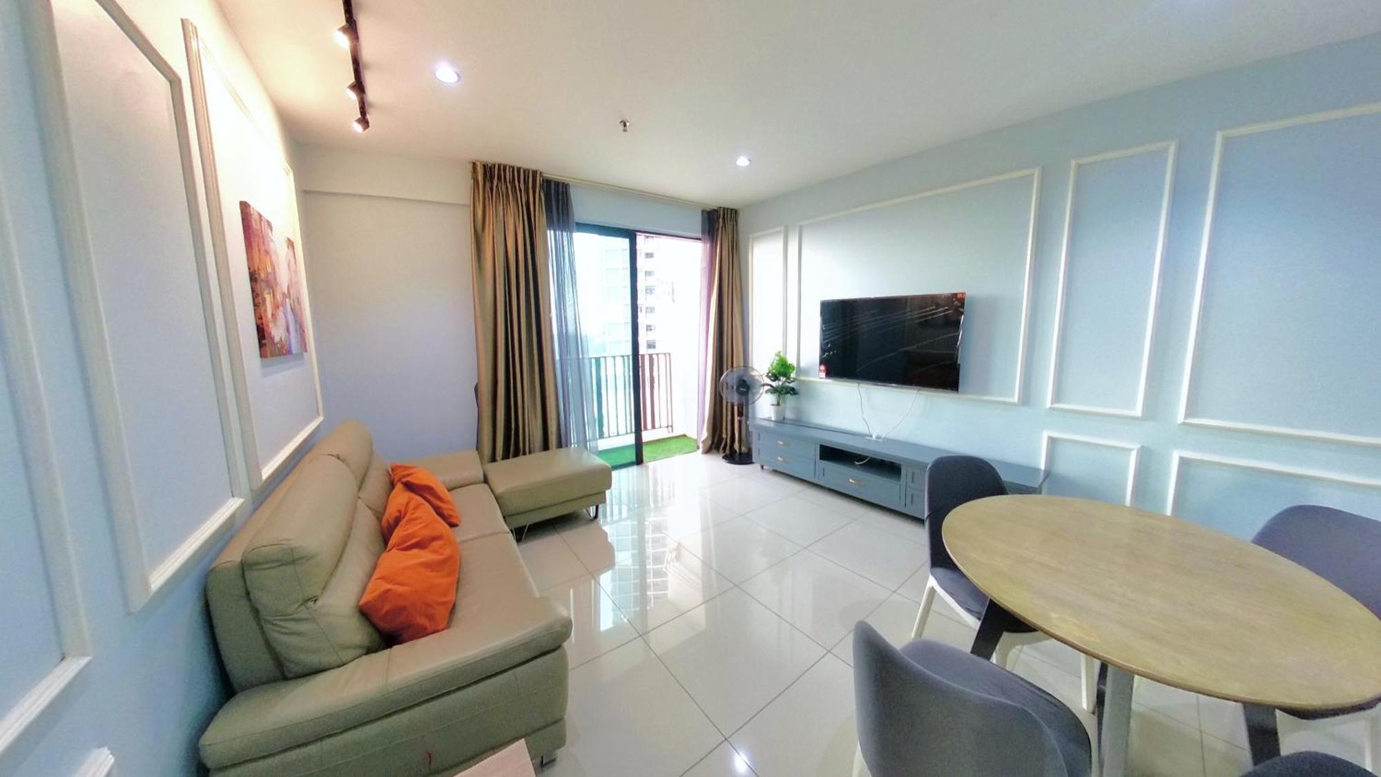 9pax 2r2b Family Suite, I-city, I-suite, Hyde, Beside Theme Park, Wifi 50-55