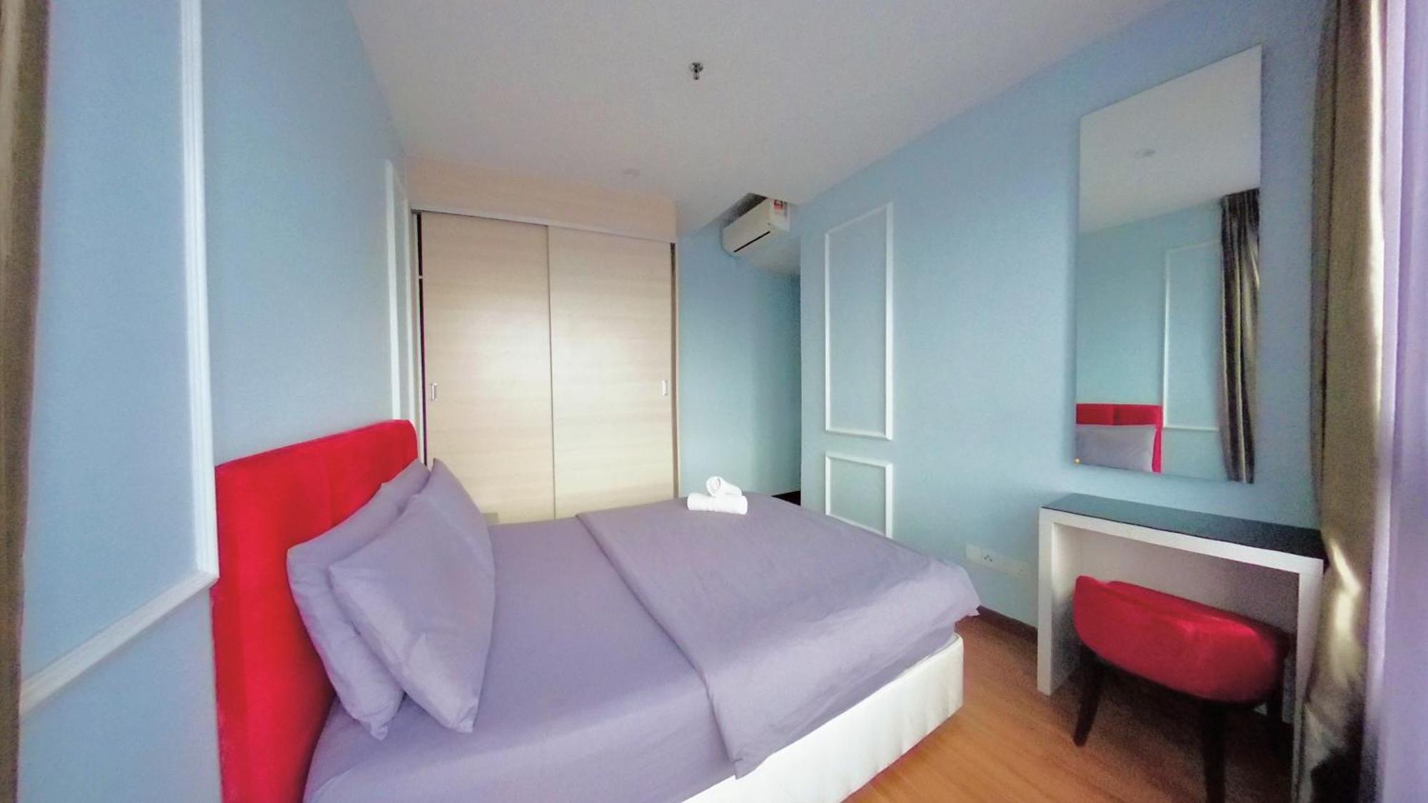 Apartment 9pax 2r2b Family Suite, I-city, I-suite, Hyde, Beside Theme Park, Wifi 50-55