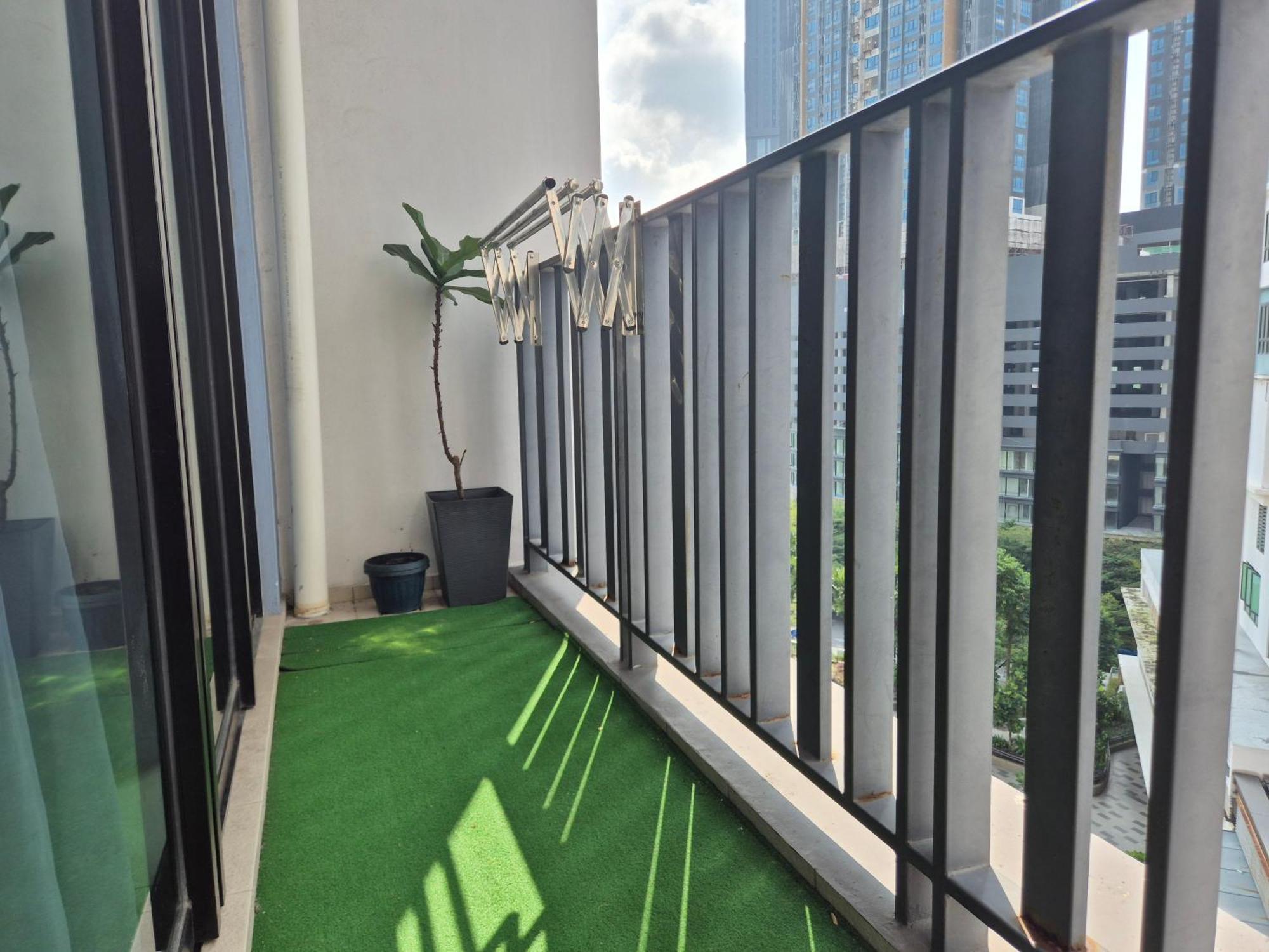 Apartment 9pax 2r2b Family Suite, I-city, I-suite, Hyde, Beside Theme Park, Wifi 50-55